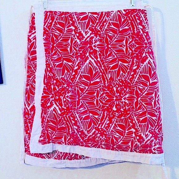 Lilly Pulitzer size 8, two pattern, reversible skirt - Picture 7 of 10